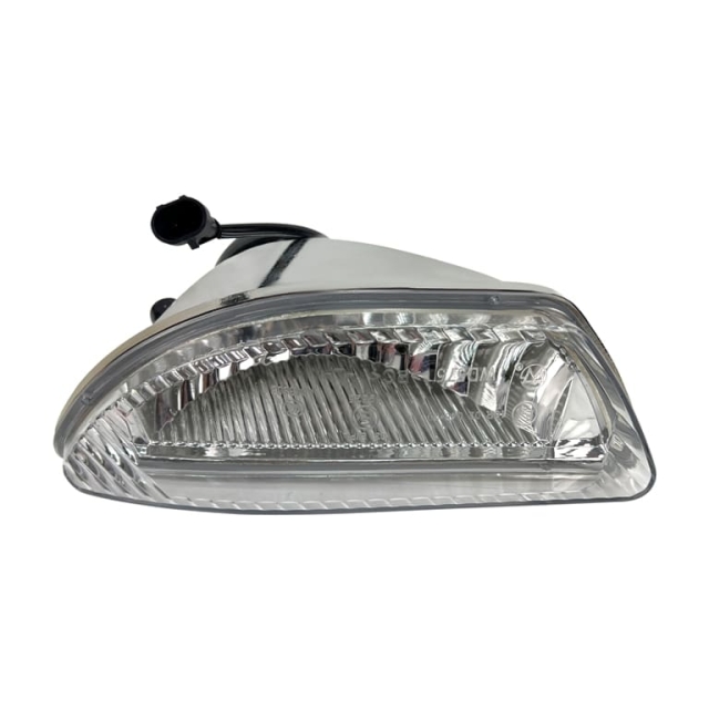 Фара противотуманная левая