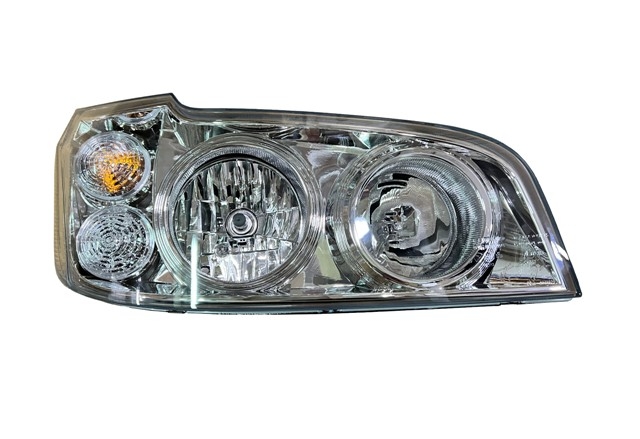 Фара YUTONG правая галогеновая ZK6122 4121-00127C 70201043