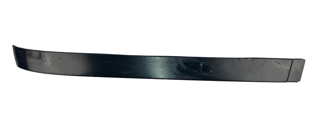 Обшивка нижнего правая угла передка Yutong 6122  2803-01733