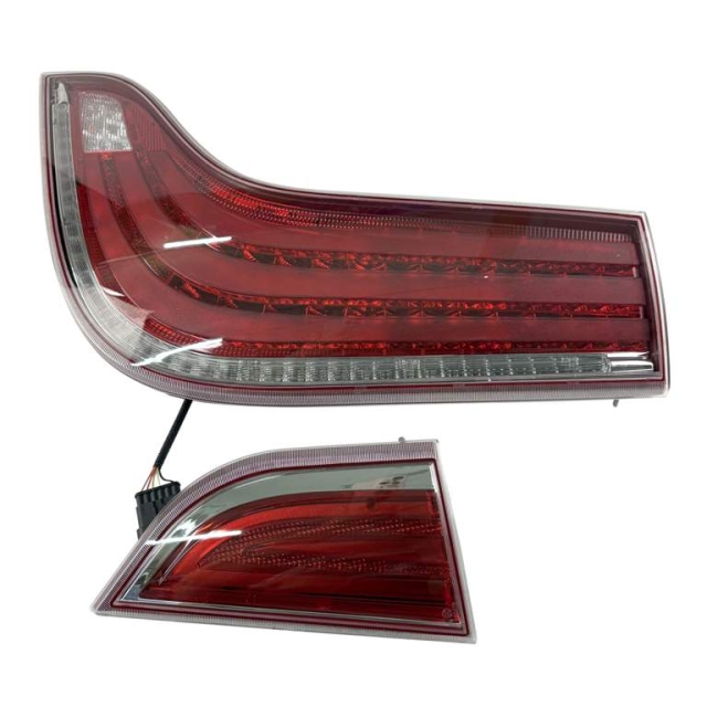 Фонарь задний Yutong правый комбинированный HA1576 2 части 4133-00258